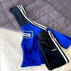 Boys ADIDAS tracksuit 4T